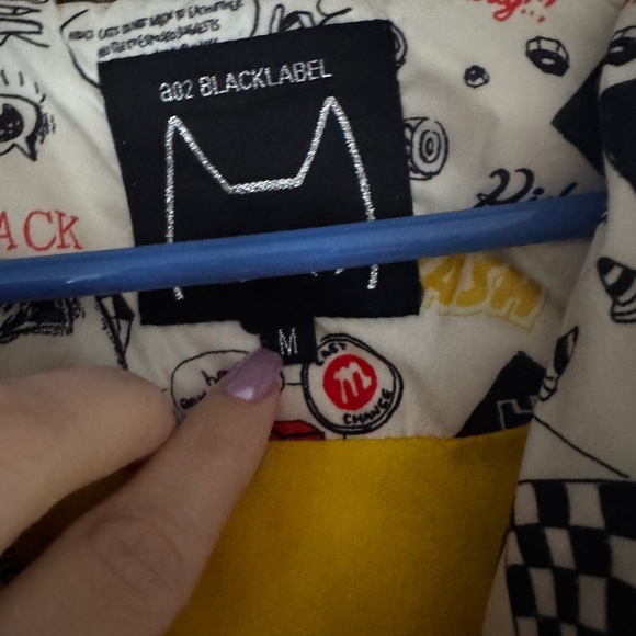 Graphic Print Hooded Jacket - Picture 5 of 5